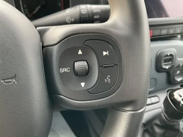Fiat panda cross - dettaglio 711
