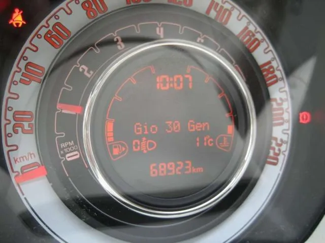 Fiat 500 1.2 LOUNGE - Foto 18
