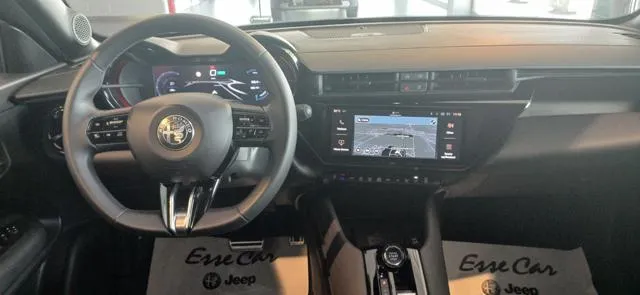 Alfa Romeo Junior 156 CV BEV Speciale - Foto 27