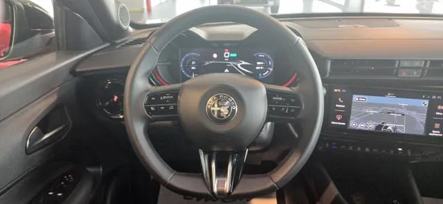 Alfa Romeo Junior 156 CV BEV Speciale - Foto 28
