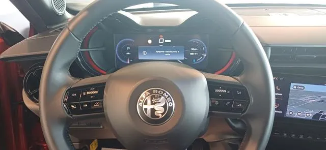 Alfa Romeo Junior 156 CV BEV Speciale - Foto 29