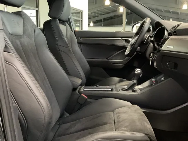 Audi rs q3 - dettaglio 50