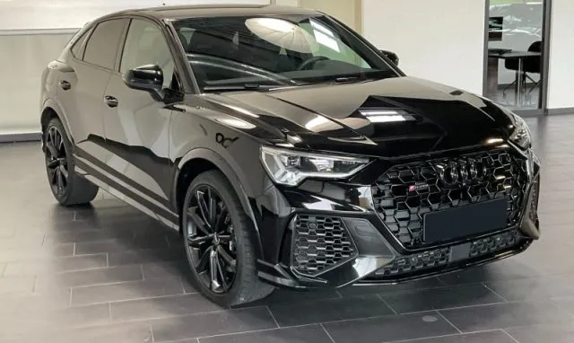 Audi rs q3 - dettaglio 240