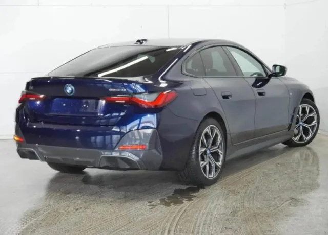 Bmw i4 - dettaglio 3