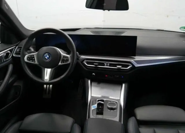 Bmw i4 - dettaglio 5