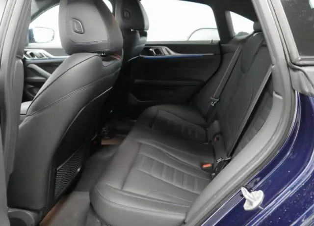 Bmw i4 - dettaglio 7