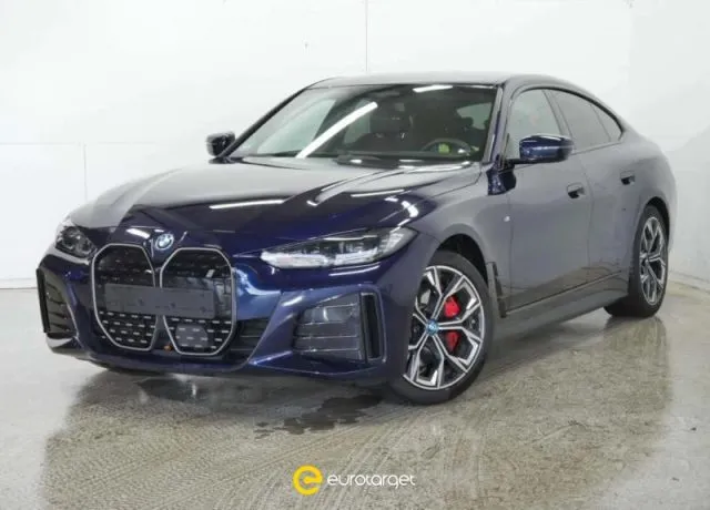 Bmw i4 - dettaglio 9