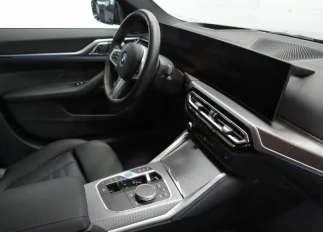 Bmw i4 - dettaglio 14