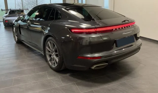 Porsche panamera - dettaglio 33