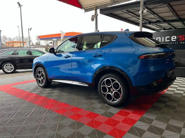 Alfa Romeo Tonale 1.5 160 CV MHEV TCT7 Ti - Foto 9