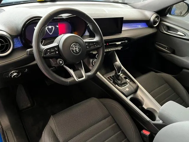 Alfa Romeo Tonale 1.5 160 CV MHEV TCT7 Ti - Foto 10