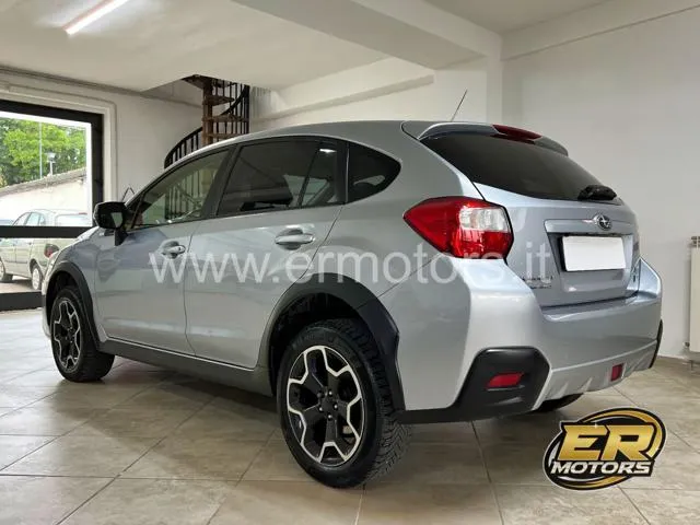 Subaru XV 2.0D Style 4WD 147cv - Foto 6