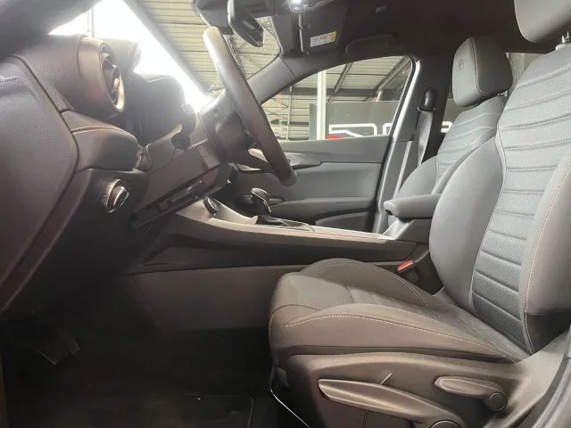 Alfa Romeo Tonale 1.5 160 CV MHEV TCT7 Ti - Foto 12