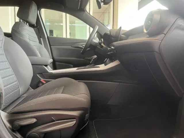 Alfa Romeo Tonale 1.5 160 CV MHEV TCT7 Ti - Foto 14