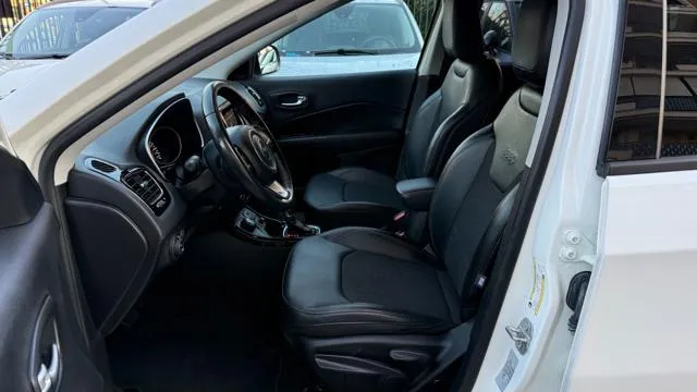 Jeep Compass Compass 2.0 Mjt II aut. 4WD Limited - Foto 14
