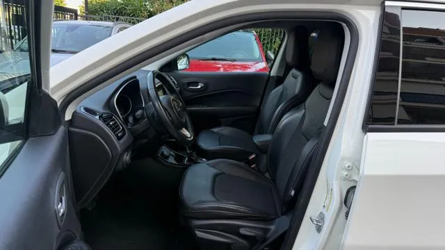 Jeep Compass Compass 2.0 Mjt II aut. 4WD Limited - Foto 29