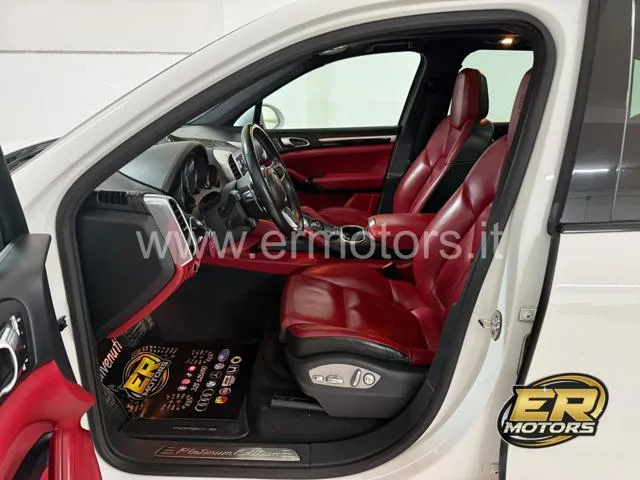Porsche Cayenne 3.0 D Platinum Edition FULL Pelle Pano Bose - Foto 10