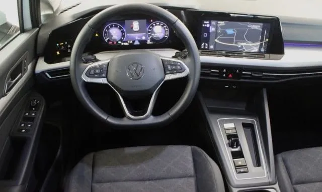 Volkswagen golf - dettaglio 300
