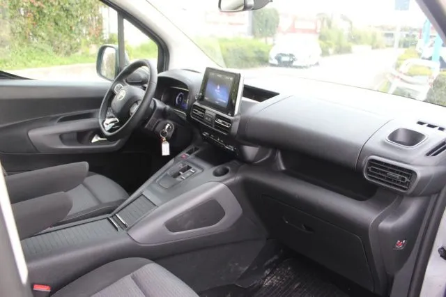 Toyota Proace City Verso Electric 50kWh L1 Short D Executive - Foto 8
