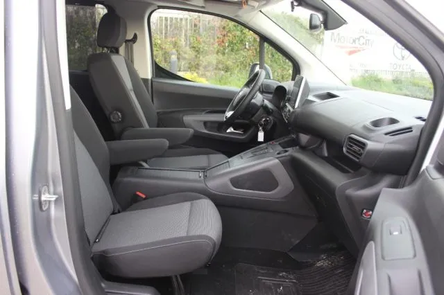 Toyota Proace City Verso Electric 50kWh L1 Short D Executive - Foto 9