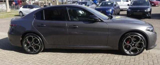 Alfa Romeo Giulia Giulia 2.0 Turbo 280CV AT8 AWD Q4 Veloce - Foto 83
