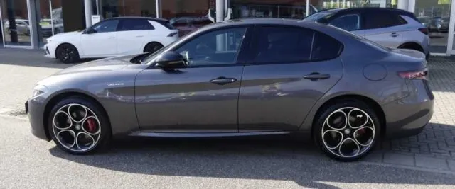 Alfa Romeo Giulia Giulia 2.0 Turbo 280CV AT8 AWD Q4 Veloce - Foto 84