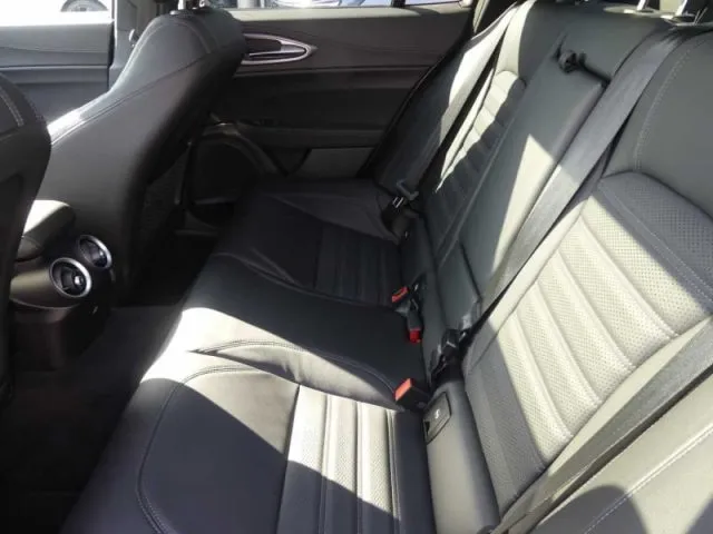 Alfa Romeo Giulia Giulia 2.0 Turbo 280CV AT8 AWD Q4 Veloce - Foto 88