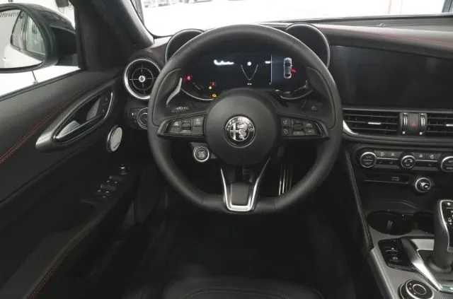 Alfa Romeo Giulia Giulia 2.0 T 280 CV AT8 AWD Q4 Trib. It. - Foto 160
