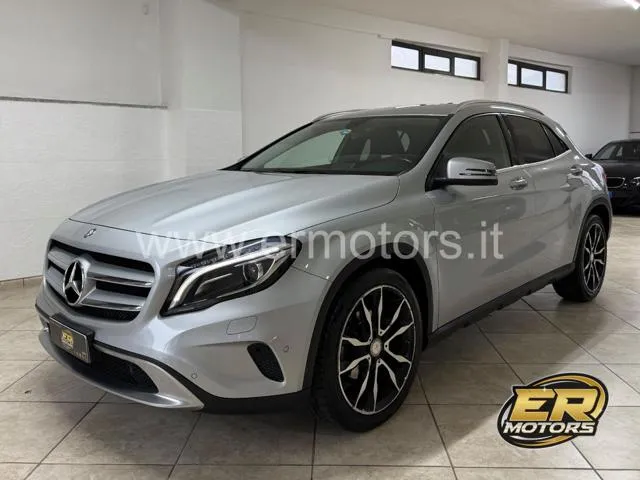 Mercedes-Benz GLA 220 CDI 4Matic Sport 170cv AUTO 19