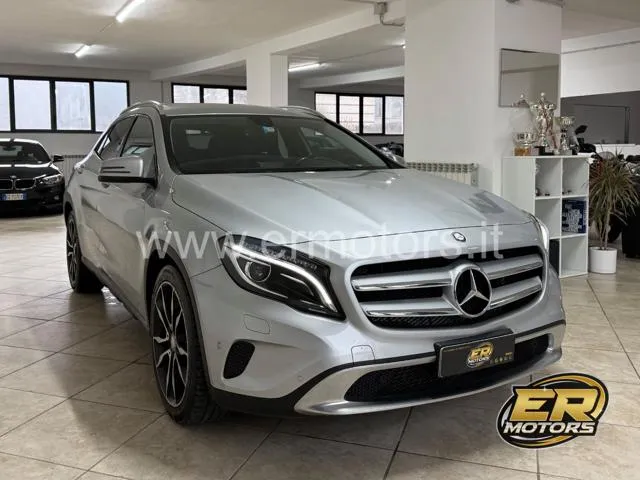Mercedes-Benz GLA 220 CDI 4Matic Sport 170cv AUTO 19