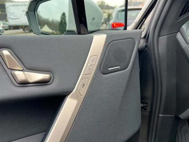 Bmw iX xDrive40 - Foto 10