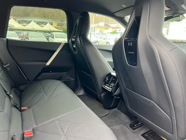 Bmw iX xDrive40 - Foto 11