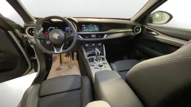 Alfa Romeo Stelvio Stelvio 2.2 T.diesel 210CV AT8 Q4 Veloce - Foto 28