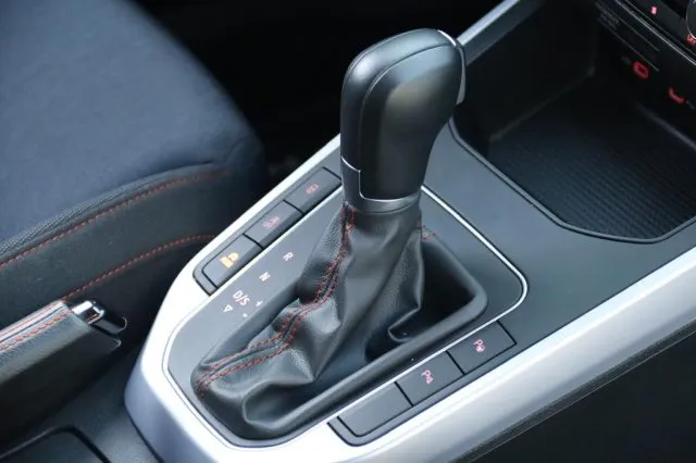 Seat Arona Arona 1.5 TSI EVO DSG ACT FR - Foto 11