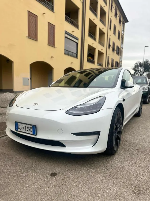 Tesla Model 3 Long Range Performance AWD - Foto 2
