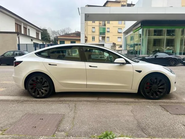 Tesla Model 3 Long Range Performance AWD - Foto 3