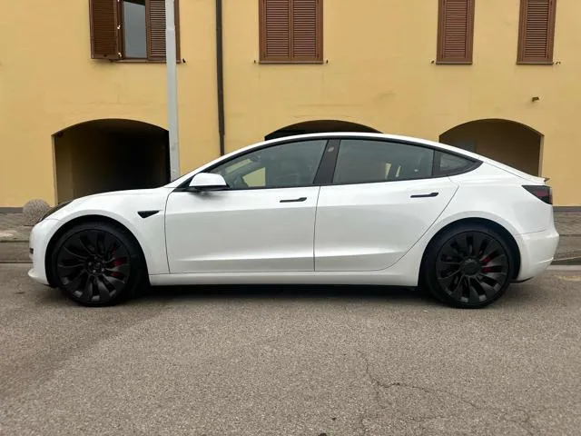 Tesla Model 3 Long Range Performance AWD - Foto 6