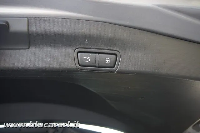 Alfa romeo stelvio - dettaglio 839