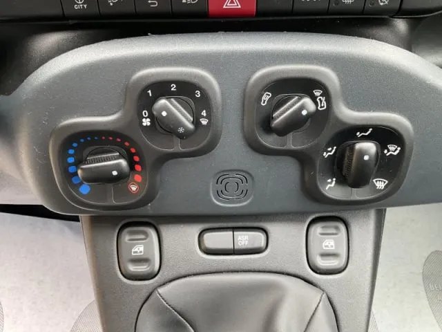 Fiat panda cross - dettaglio 536