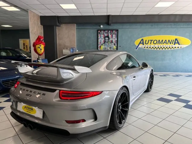 Porsche 911 3.8 GT3 - Foto 10