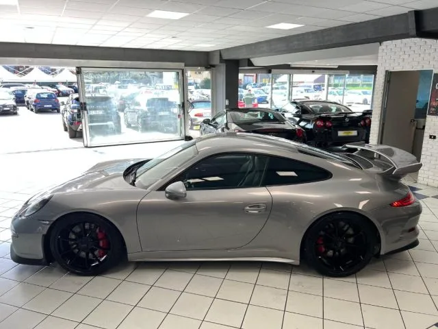 Porsche 911 3.8 GT3 - Foto 13