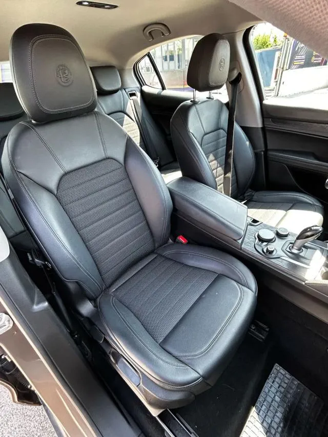 Alfa Romeo Stelvio Stelvio 2.2 T.diesel 210CV AT8 Q4 Lusso - Foto 7