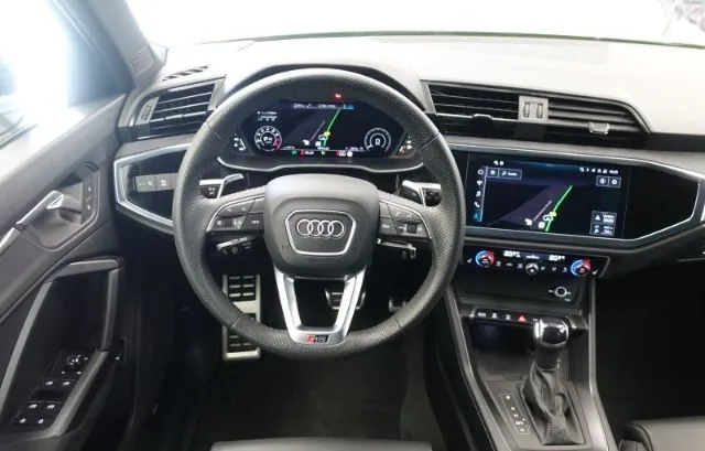 Audi rs q3 - dettaglio 254