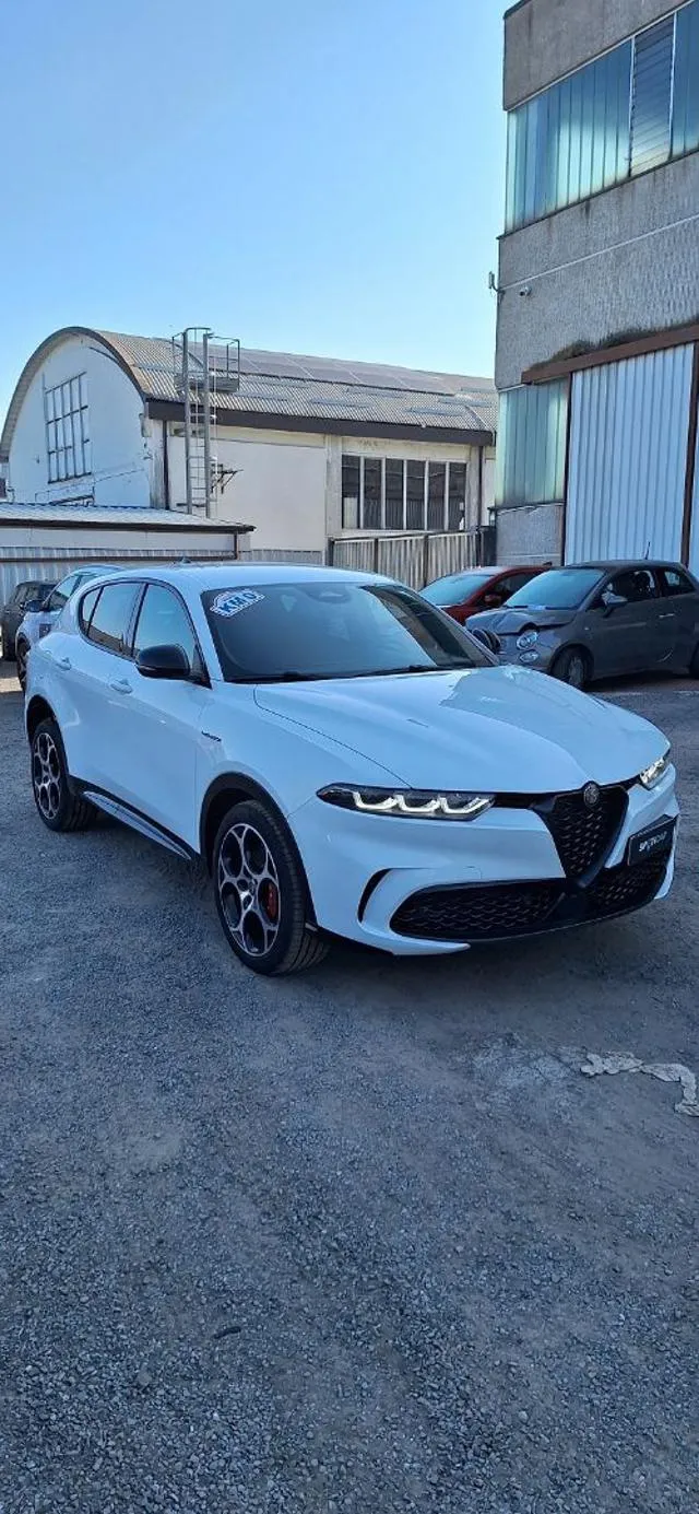 Alfa Romeo Tonale 1.5 160 CV MHEV TCT7 Veloce - Foto 3