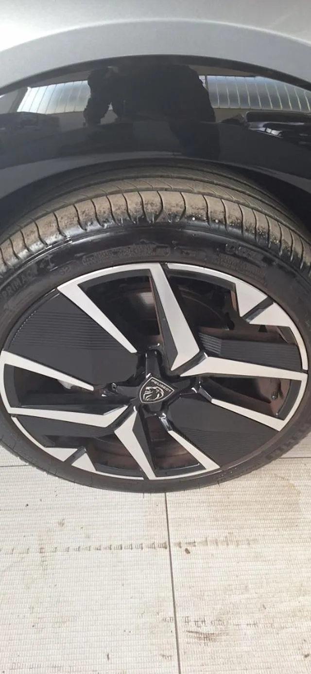 Peugeot 208 208 PureTech 100 S&S 5p. GT - Foto 13