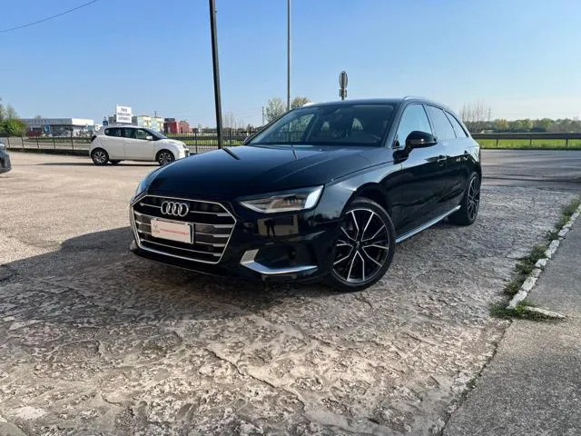 Audi A4 Avant 30 TDI/136 CV S tronic Business Advanced - Foto 1