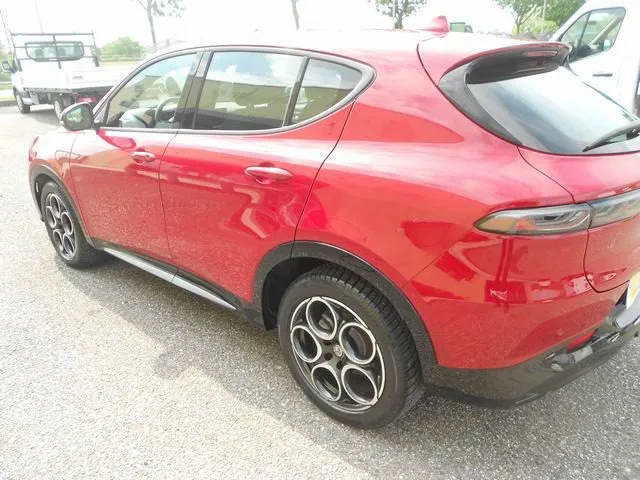Alfa Romeo Tonale 1.5 TCT7 TI - Foto 5