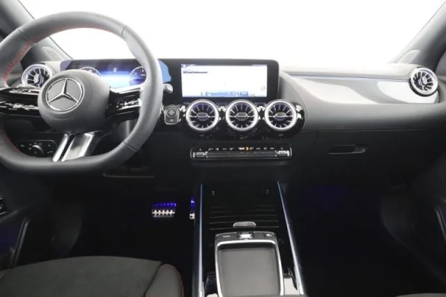 Mercedes-benz gla 180 - dettaglio 144