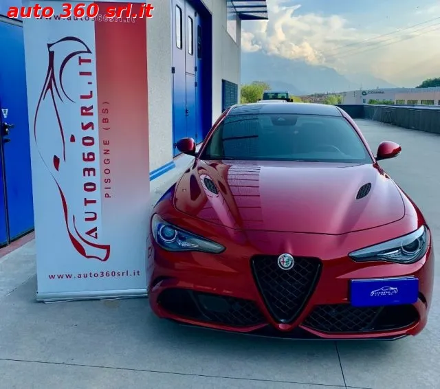 Alfa Romeo Giulia Giulia 2.9 T V6 AT8 Quadrifoglio - Foto 1