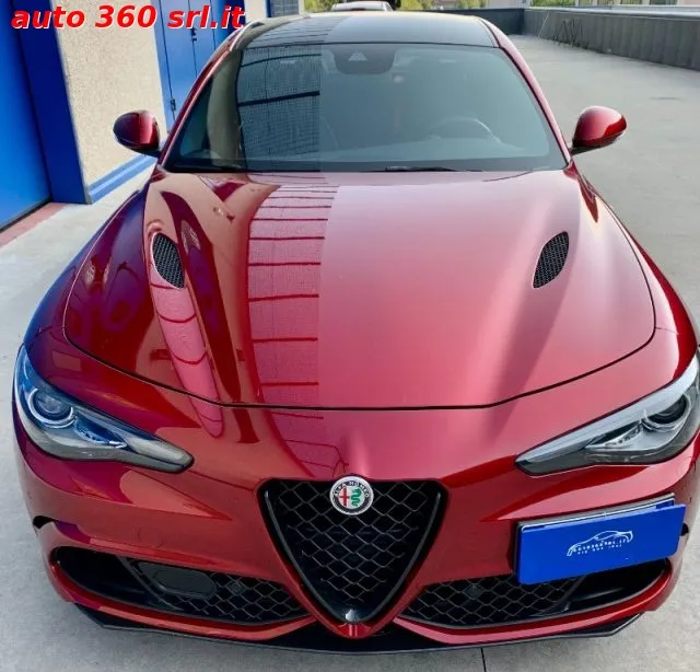 Alfa Romeo Giulia Giulia 2.9 T V6 AT8 Quadrifoglio - Foto 2